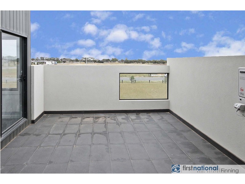 17 Push-Pea Way, Cranbourne West VIC 3977