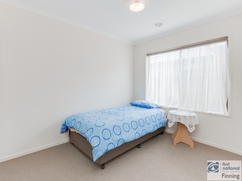 7 Jutland Close, Clyde North VIC 3978