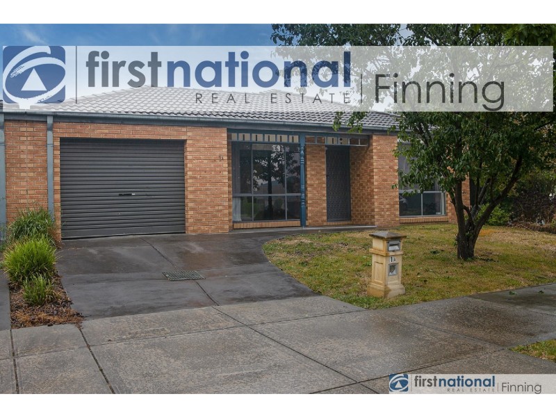 1A Dunlavin Way, Cranbourne East VIC 3977