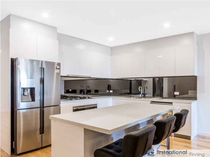 Level 6/6 Powell Way, Cranbourne West VIC 3977