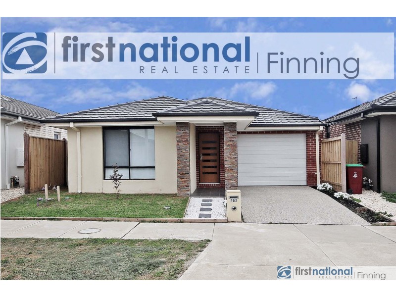 102 Athletic Circuit, Clyde VIC 3978