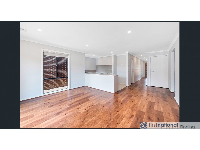 102 Athletic Circuit, Clyde VIC 3978