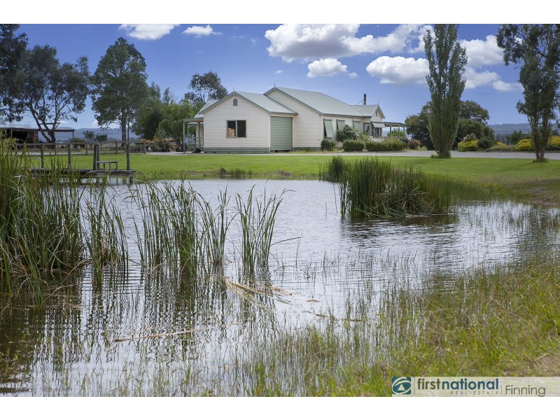 40 Soldiers Road, Pakenham South VIC 3810