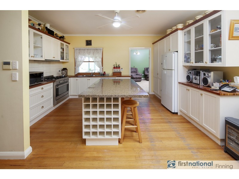 40 Soldiers Road, Pakenham South VIC 3810