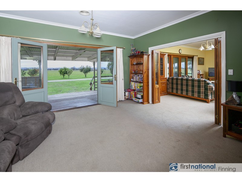 40 Soldiers Road, Pakenham South VIC 3810