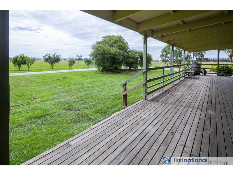 40 Soldiers Road, Pakenham South VIC 3810