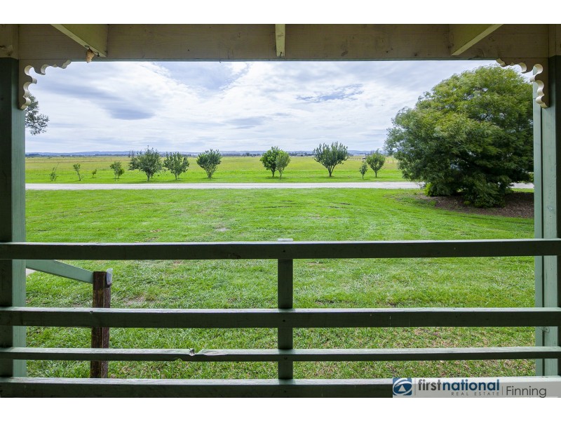 40 Soldiers Road, Pakenham South VIC 3810