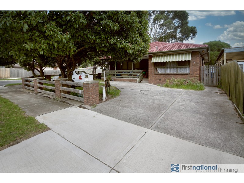 12 Roma Avenue, Cranbourne VIC 3977