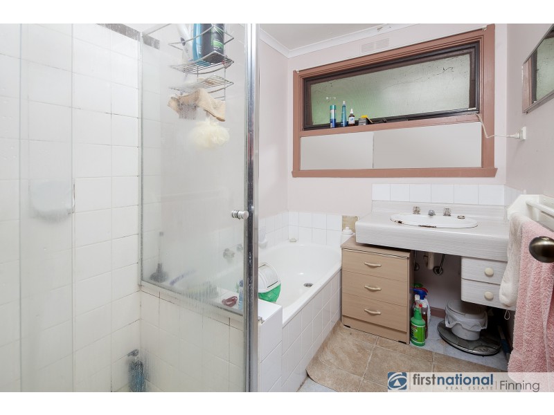 12 Roma Avenue, Cranbourne VIC 3977