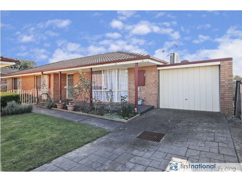 4/37 Lyall Street, Cranbourne VIC 3977