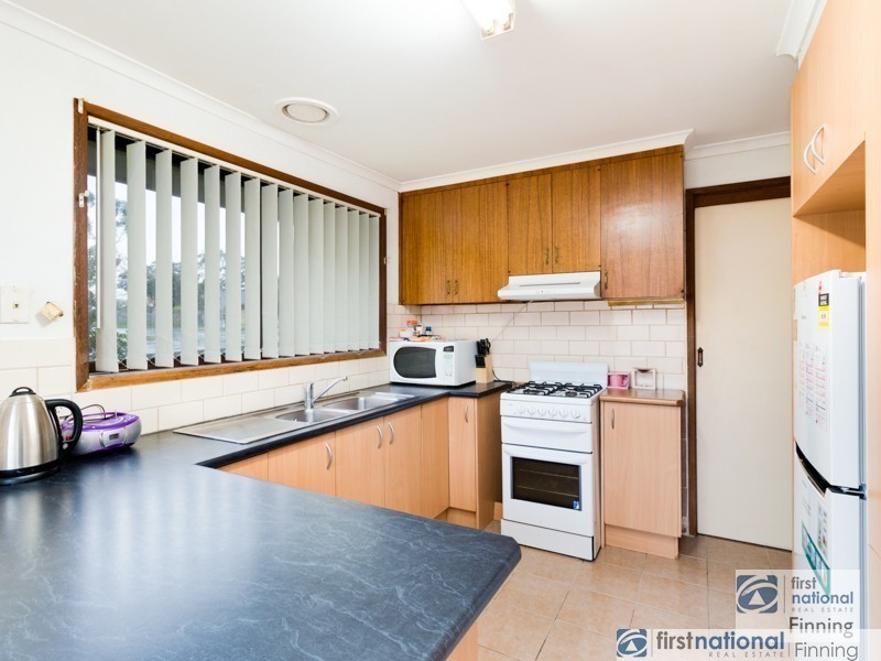 1/12 Russell Street, Cranbourne VIC 3977