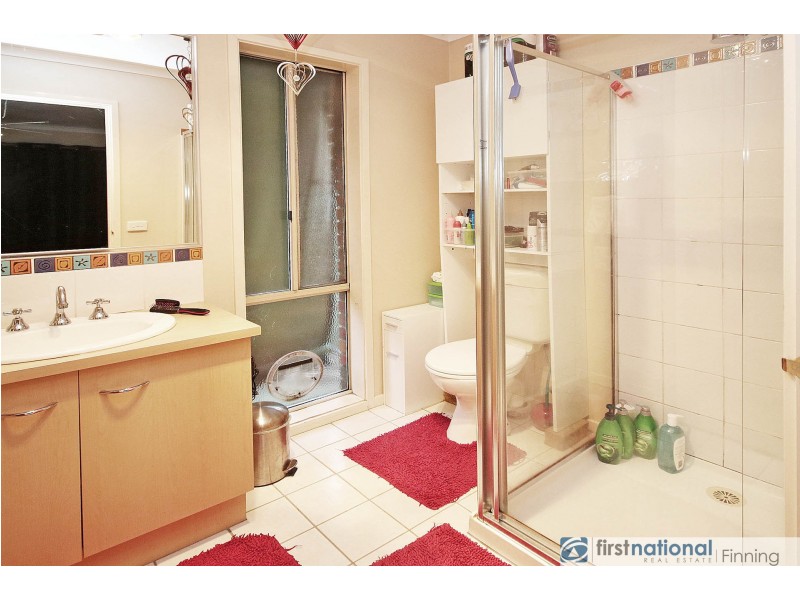 31 Horsham Drive, Cranbourne East VIC 3977