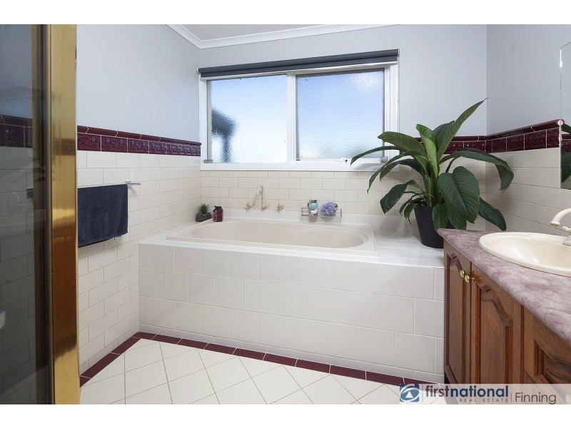 36-40 Rockleigh Park Road, Narre Warren North VIC 3804