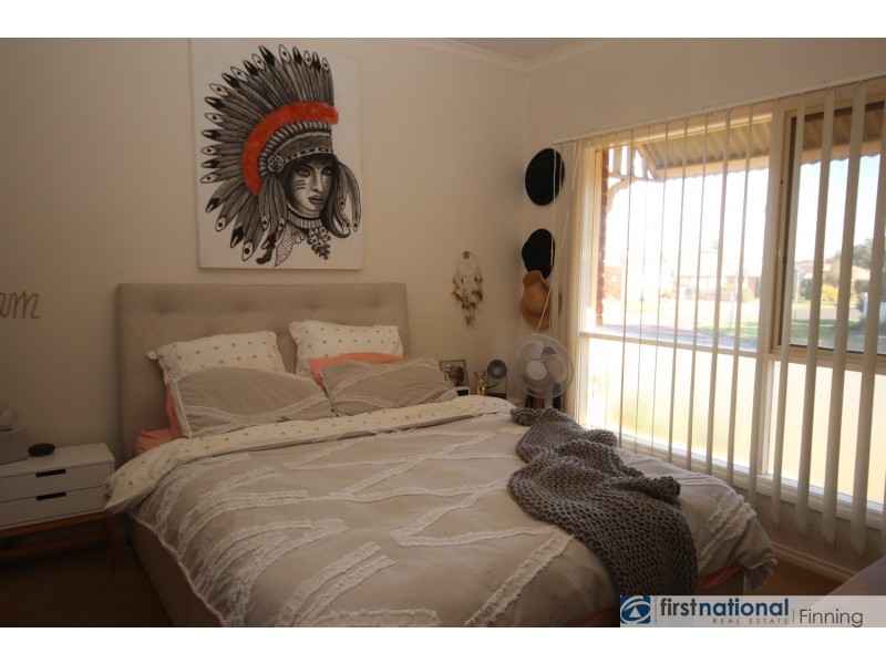 14 Franklin Parade, Lynbrook VIC 3975