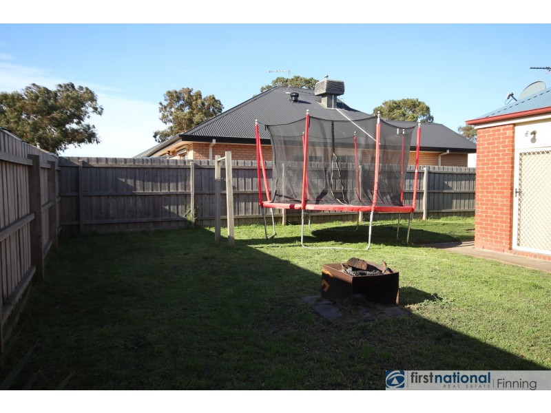 14 Franklin Parade, Lynbrook VIC 3975