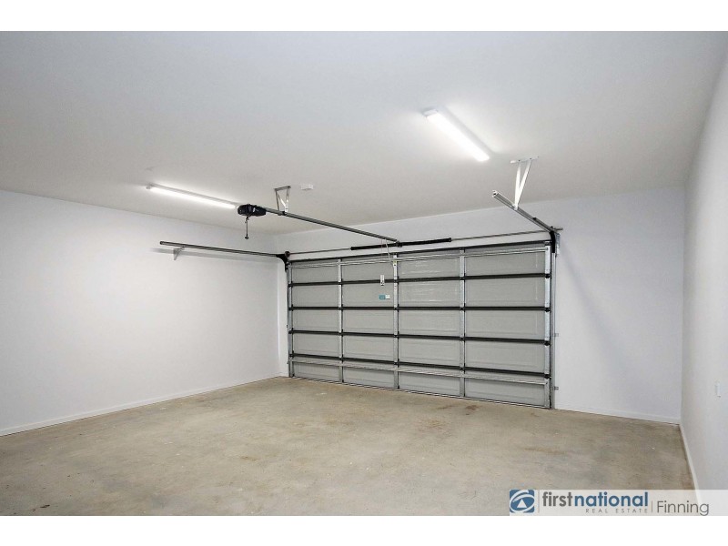 16 Push Pea Way, Cranbourne West VIC 3977