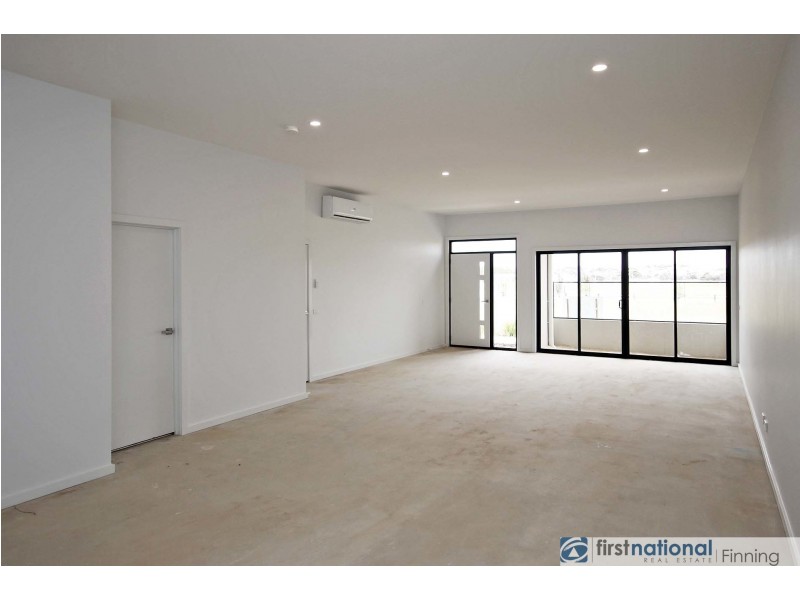 9 Push-Pea Way, Cranbourne West VIC 3977