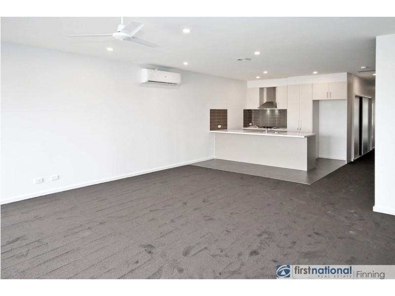 21 Push-Pea Way, Cranbourne West VIC 3977