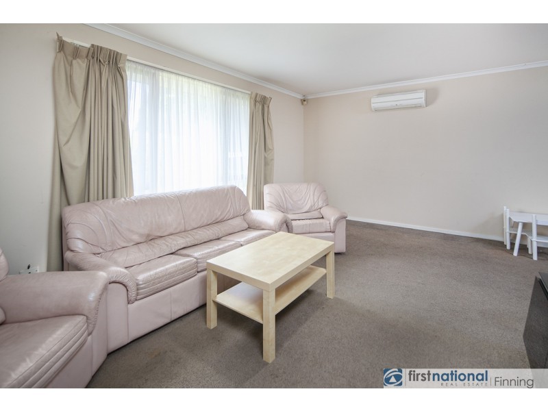 14 Hindmarsh Court, Cranbourne North VIC 3977