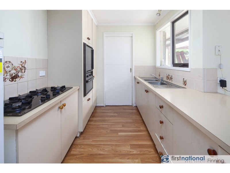 14 Hindmarsh Court, Cranbourne North VIC 3977