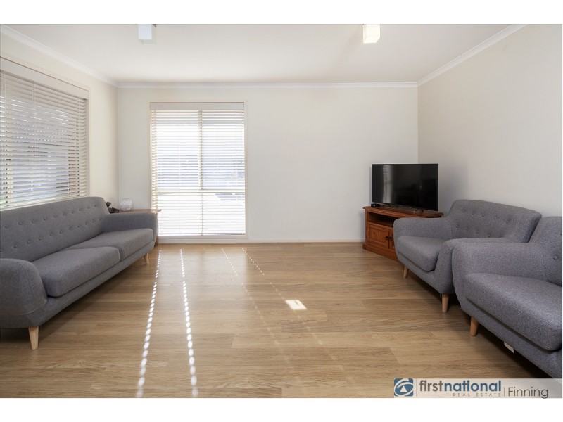 2/3 Wang Court, Cranbourne VIC 3977