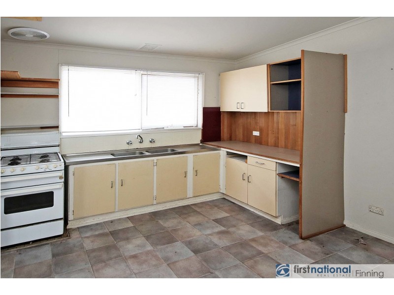 34 Circle Drive, Cranbourne VIC 3977