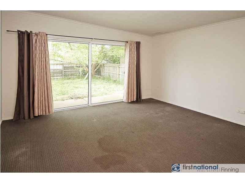 34 Circle Drive, Cranbourne VIC 3977