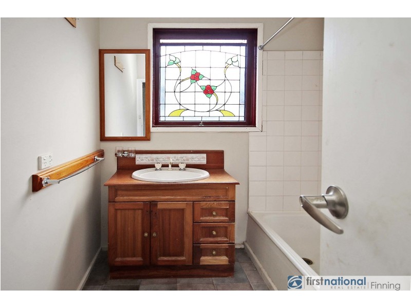 34 Circle Drive, Cranbourne VIC 3977