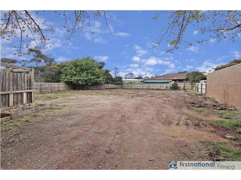 34 Circle Drive, Cranbourne VIC 3977