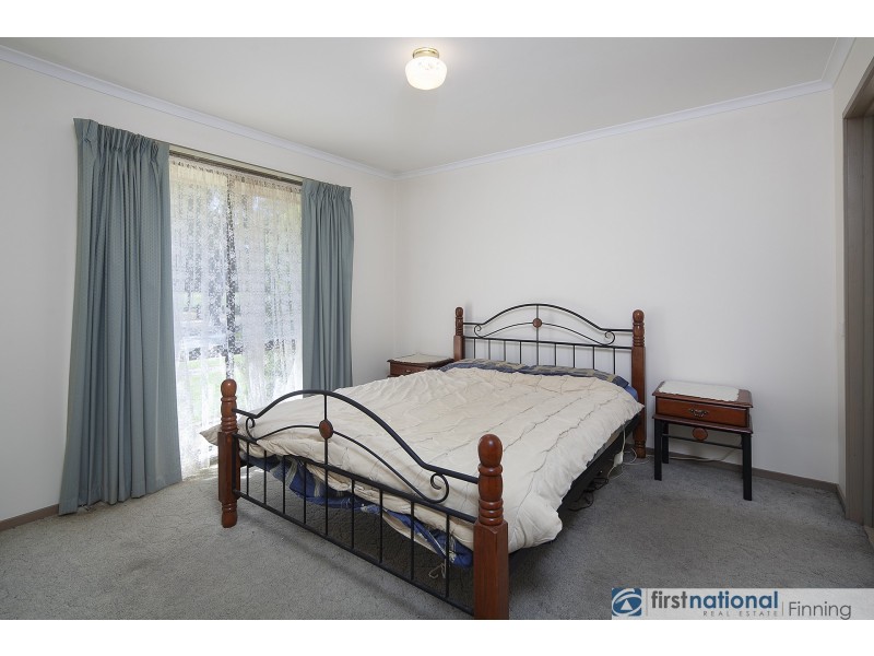 23 McGuigan Drive, Cranbourne West VIC 3977