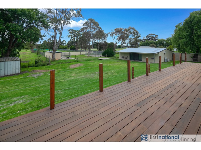 33 Stanley Road, Devon Meadows VIC 3977