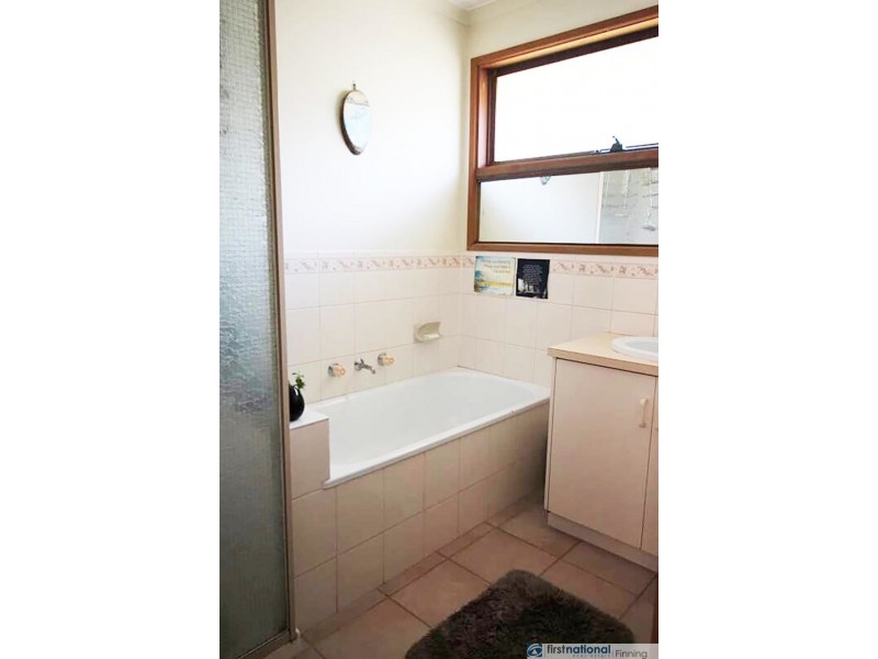 62 Toirram Crescent, Cranbourne VIC 3977