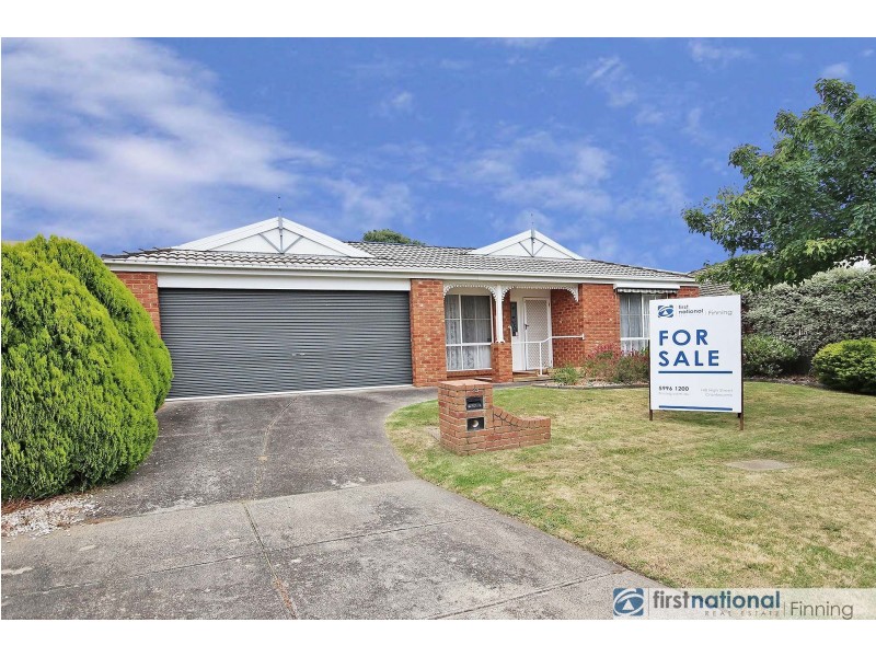 23 Andrea Crescent, Cranbourne North VIC 3977