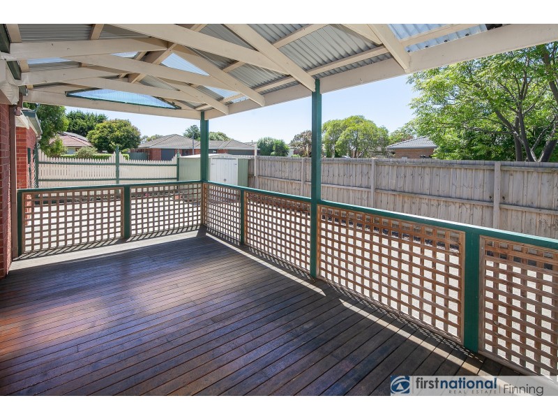 10 Seacombe Place, Cranbourne VIC 3977
