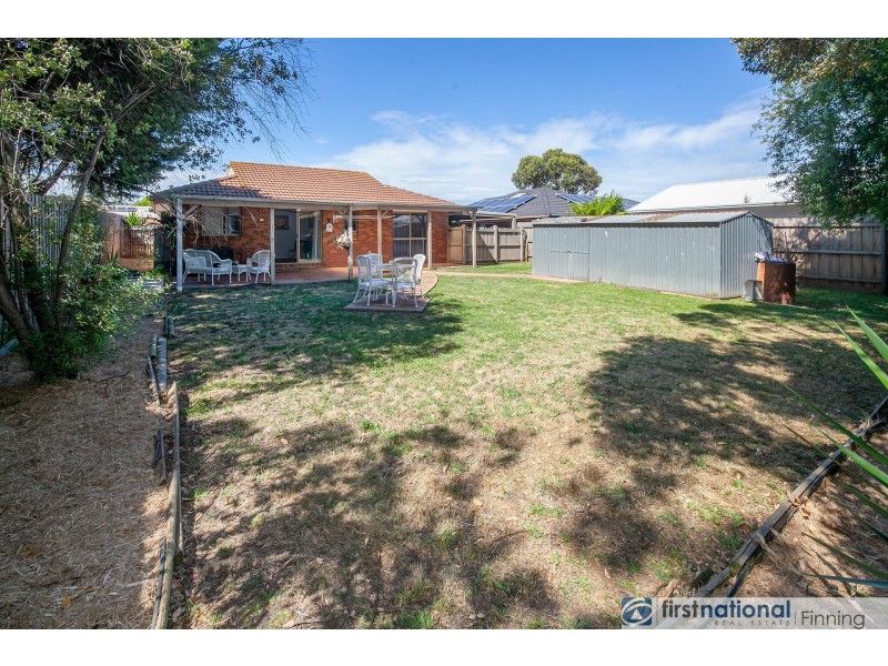 29 Marnie Drive, Cranbourne West VIC 3977