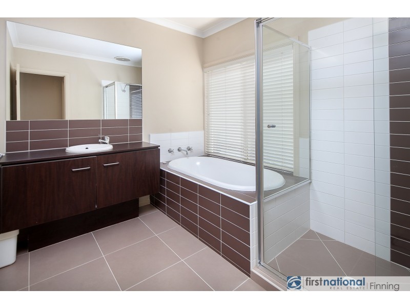 3 Hereford Close, Berwick VIC 3806