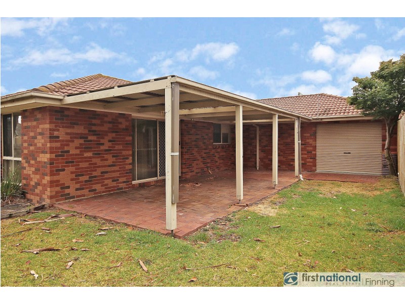 46 Brentwood Drive, Cranbourne North VIC 3977