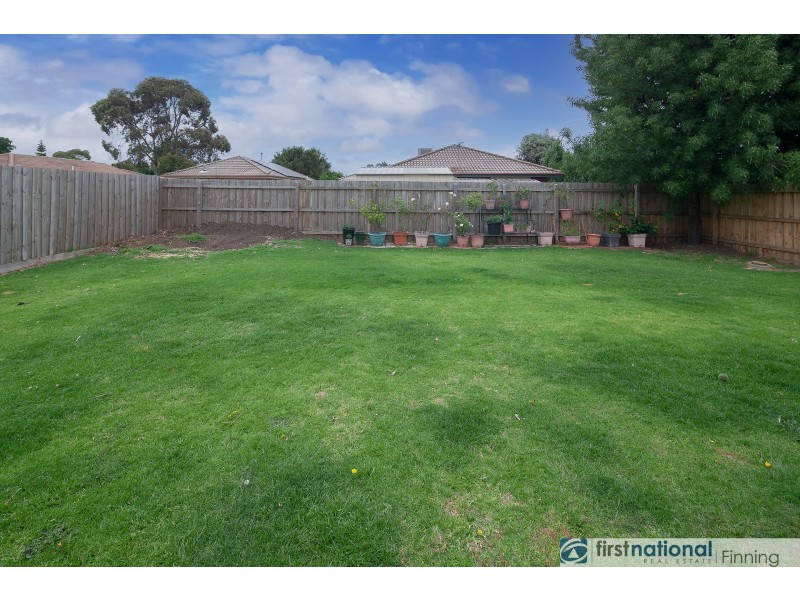 46 Brentwood Drive, Cranbourne North VIC 3977