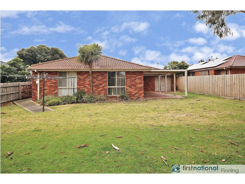 46 Brentwood Drive, Cranbourne North VIC 3977