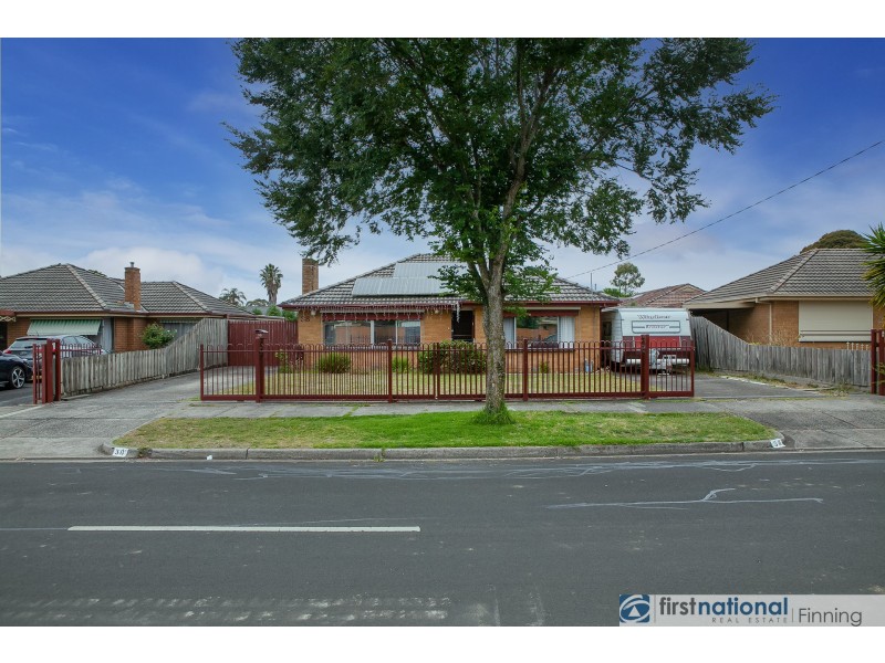 38 Lurline Street, Cranbourne VIC 3977