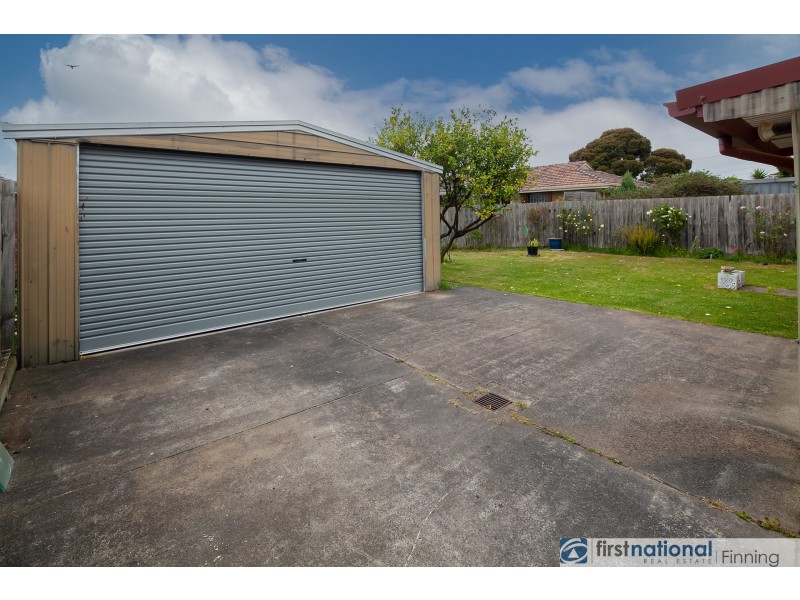 38 Lurline Street, Cranbourne VIC 3977