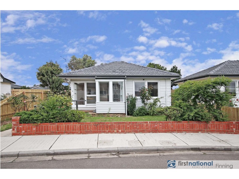 5 Dame Pattie Avenue, Pakenham VIC 3810