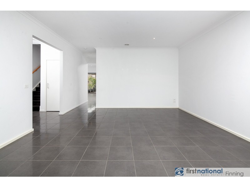 81 Fiorelli Boulevard, Cranbourne East VIC 3977