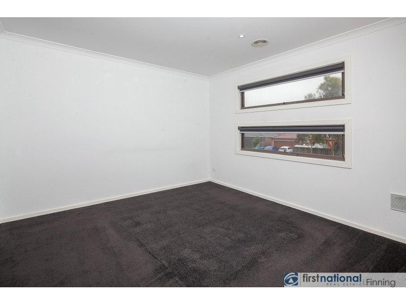 81 Fiorelli Boulevard, Cranbourne East VIC 3977