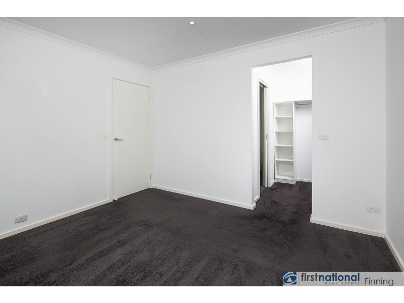 81 Fiorelli Boulevard, Cranbourne East VIC 3977