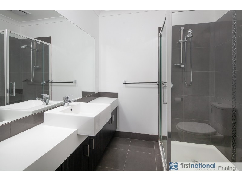 81 Fiorelli Boulevard, Cranbourne East VIC 3977