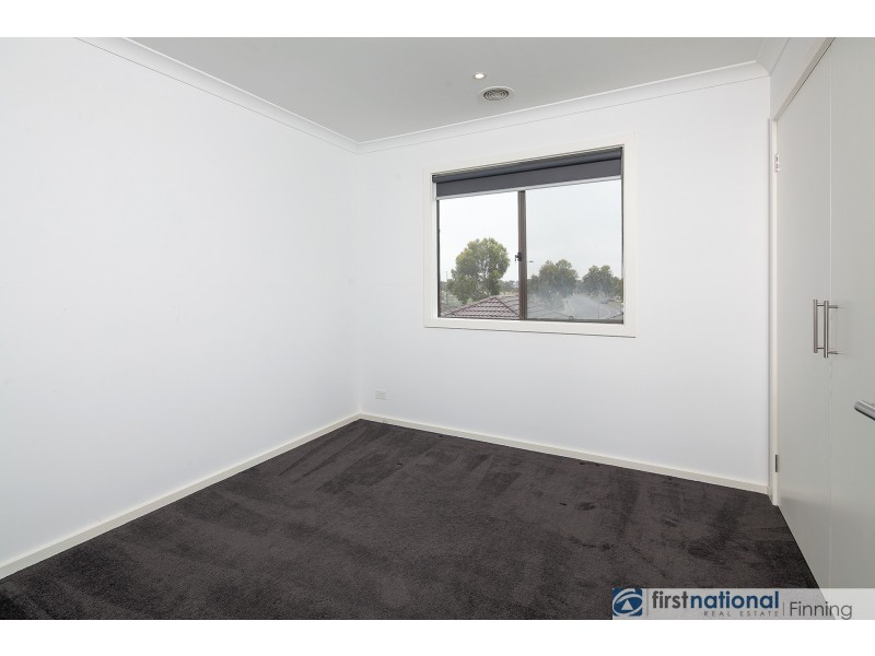 81 Fiorelli Boulevard, Cranbourne East VIC 3977