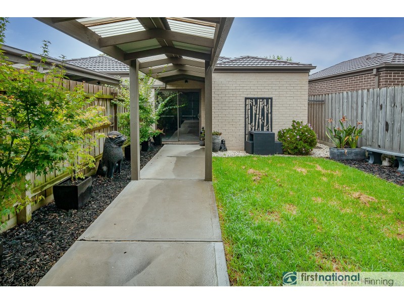 81 Fiorelli Boulevard, Cranbourne East VIC 3977