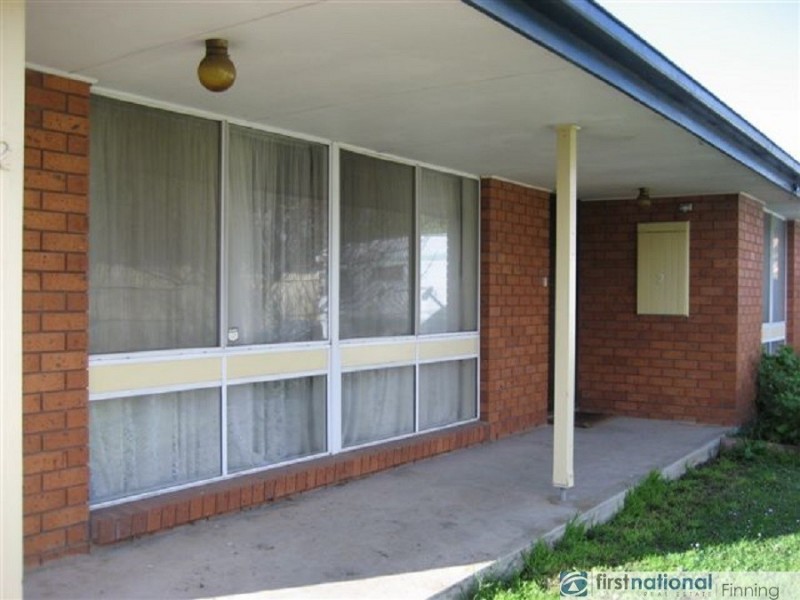 2/29 Bowen Street, Cranbourne VIC 3977