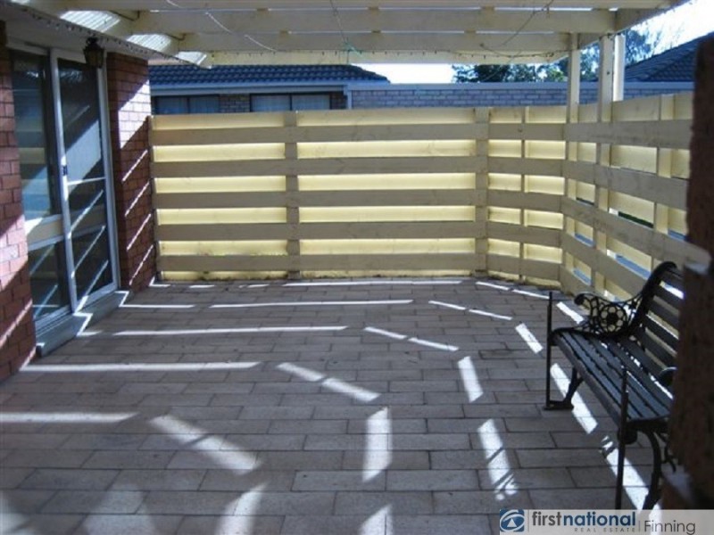 2/29 Bowen Street, Cranbourne VIC 3977